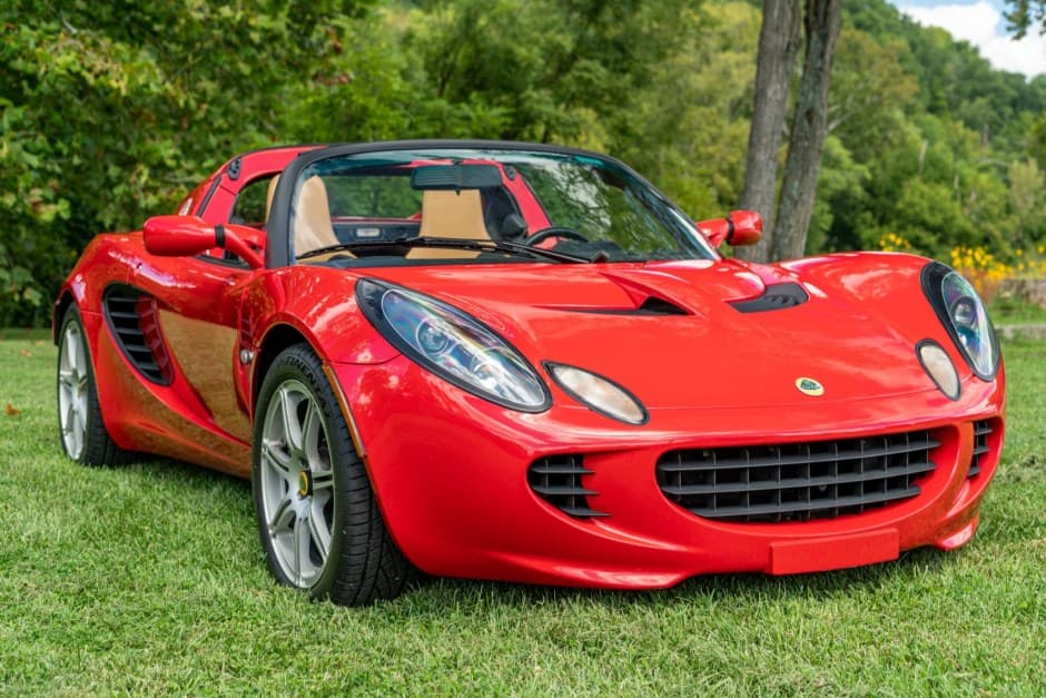 2005 Lotus Elise sold for $43,000
