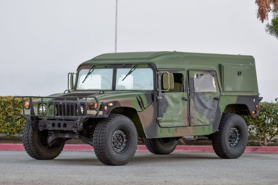 1992 Hummer HMMWV/Humvee sold for $24,250