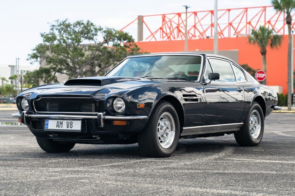 1978 Aston Martin V8 (1977-1989) sold for $68,000