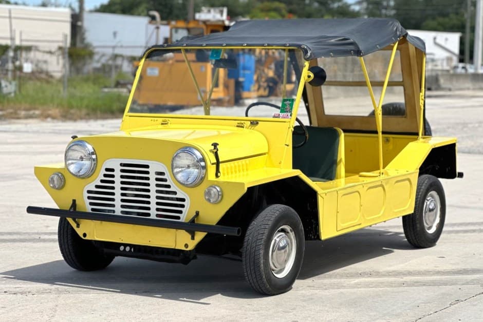 1967 Mini Moke Classic sold for $15,000