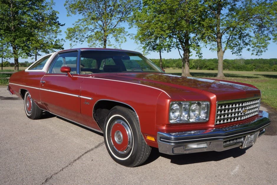 1976 Chevrolet Impala sold for $13,000