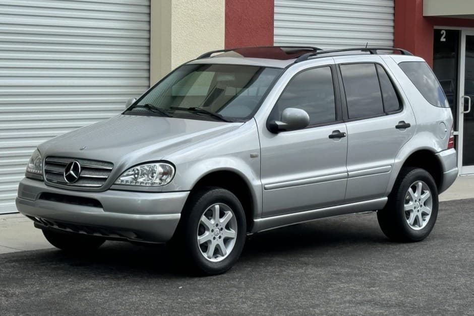 2000 Mercedes-Benz M-Class & GLE-Class sold for $6,850