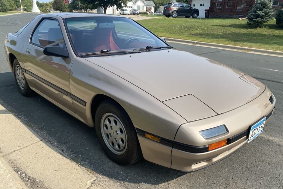 1986 Mazda RX-7 FC sold for $12,000