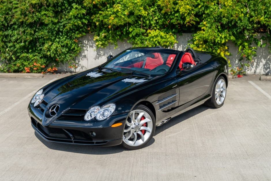 2008 Mercedes-Benz SLR McLaren sold for $352,000