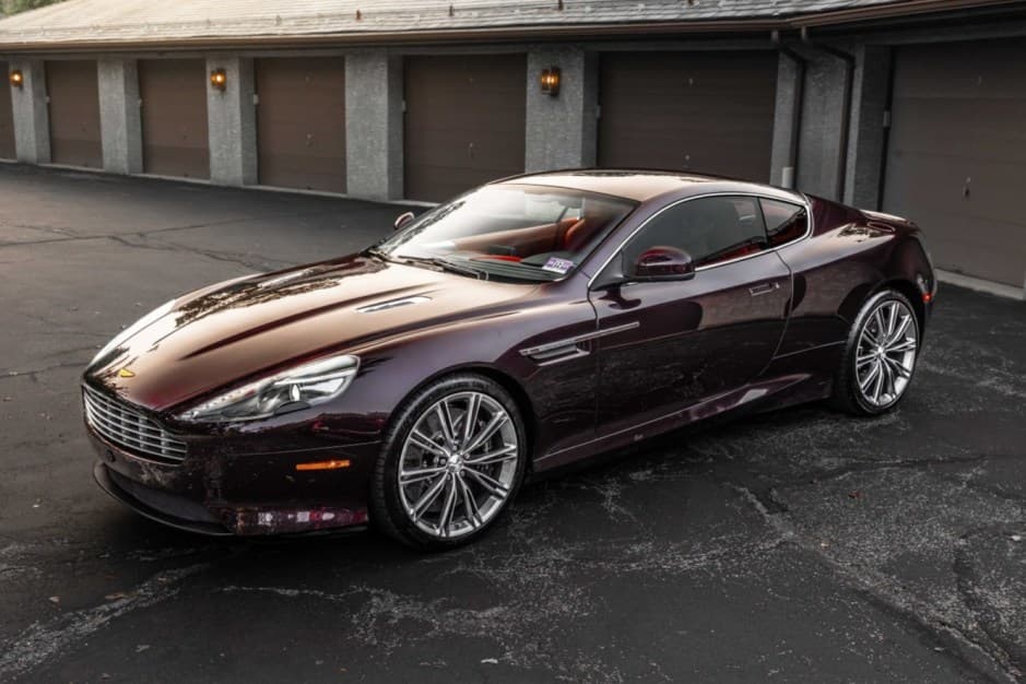 2012 Aston Martin Virage sold for $73,000