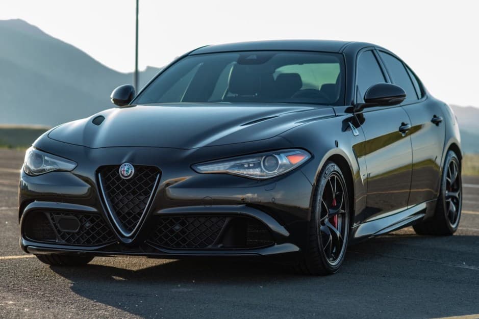 2019 Alfa Romeo 952 Series Giulia sold for $45,000