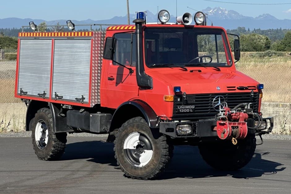 1987 Mercedes-Benz Unimog sold for $37,000
