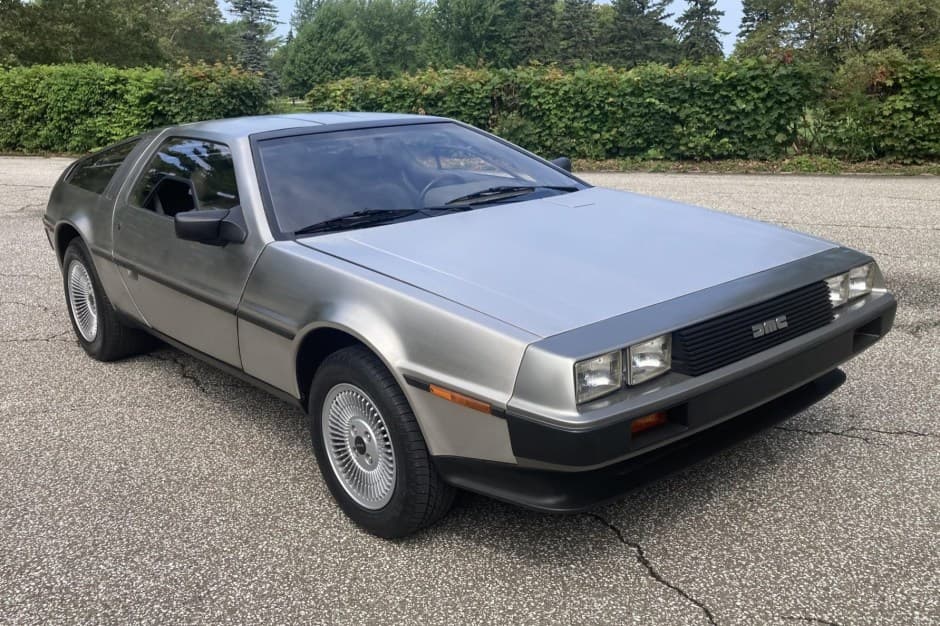 1981 DeLorean DMC-12 sold for $80,500
