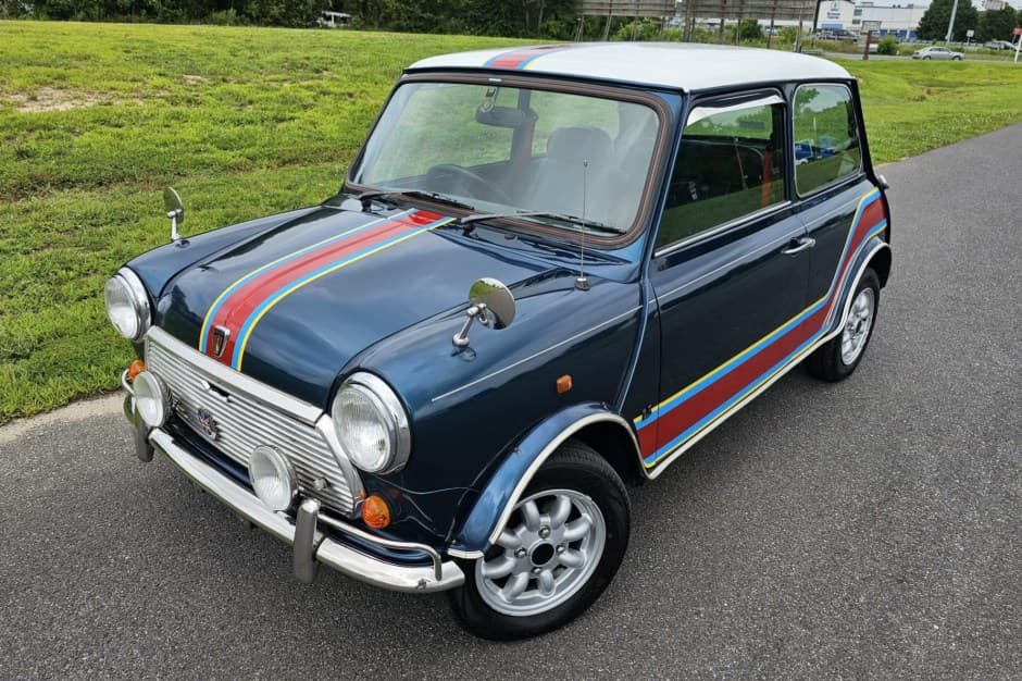 1993 Mini Mk VI & Mk VII sold for $14,500