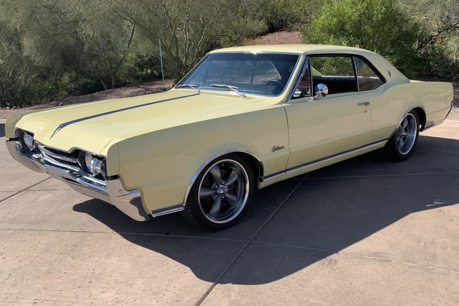 1967 Oldsmobile Cutlass sold for $18,750
