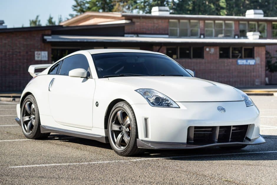 2008 Nissan 350Z sold for $30,500