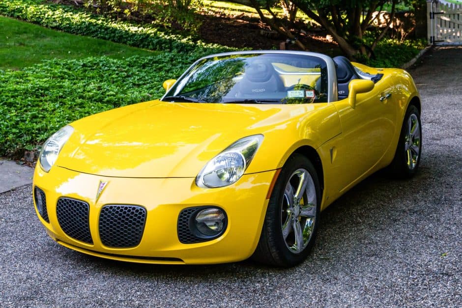 2008 Pontiac Solstice sold for $18,750