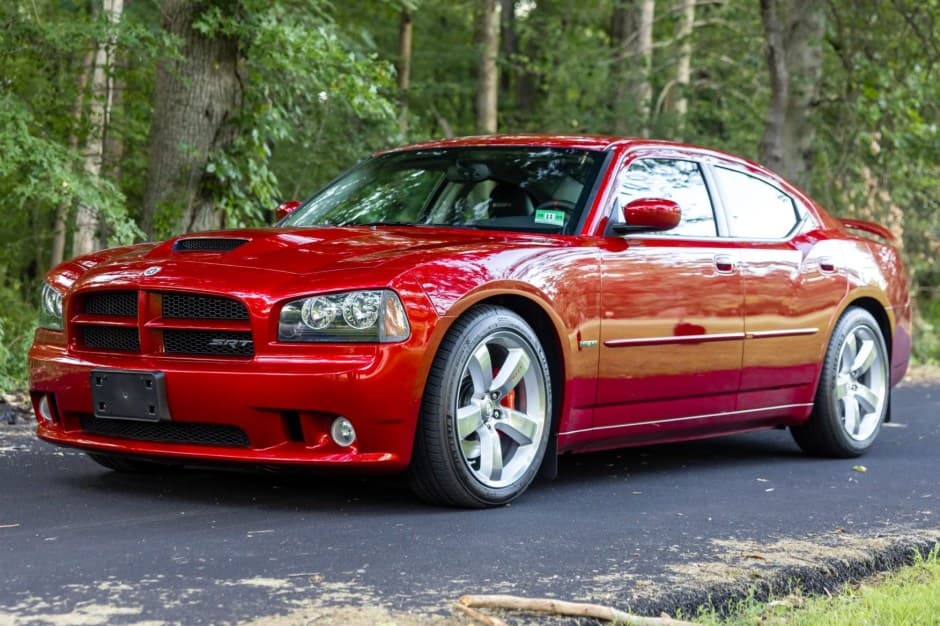 2006 Dodge Charger sold for $17,005