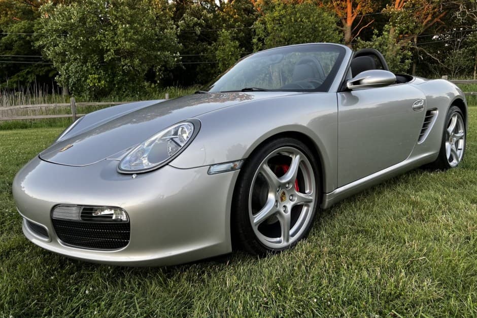 2005 Porsche 987 Boxster sold for $27,750