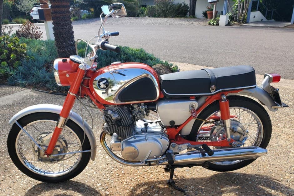 1963 Honda Dream, CB77 Super Hawk, & CL77 Scrambler sold for $5,800