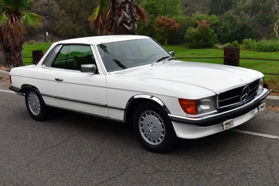 1979 Mercedes-Benz C107 SLC sold for $10,250