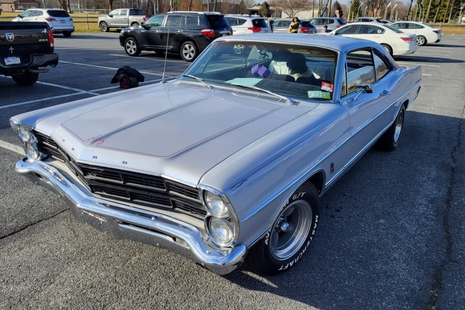 1967 Ford Galaxie sold for $14,000