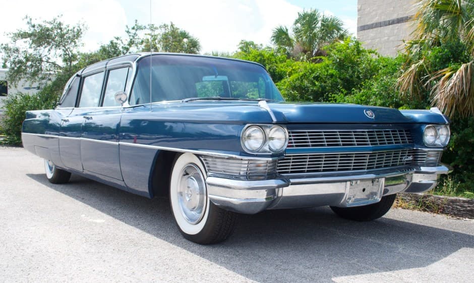 1965 Cadillac Series 75/Fleetwood sold for $9,000