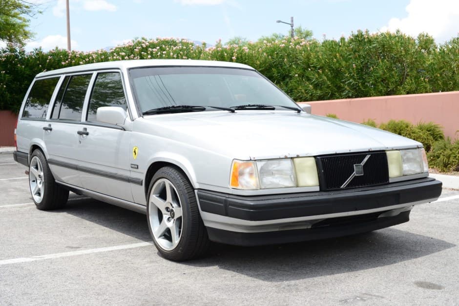 1992 Volvo 700-Series sold for $6,000