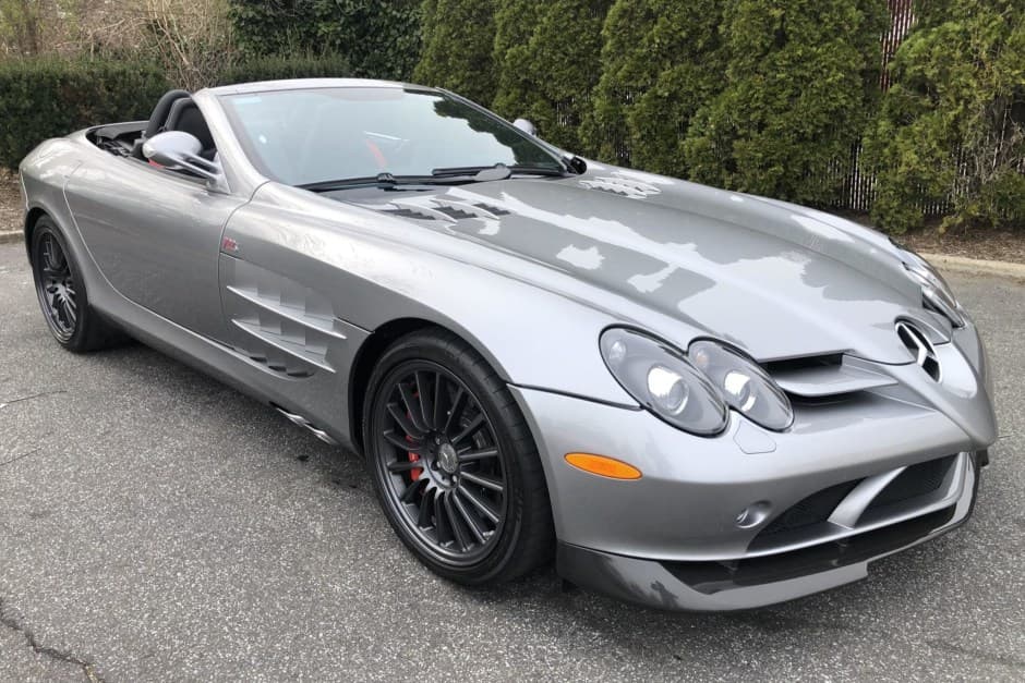 2009 Mercedes-Benz SLR McLaren sold for $725,000
