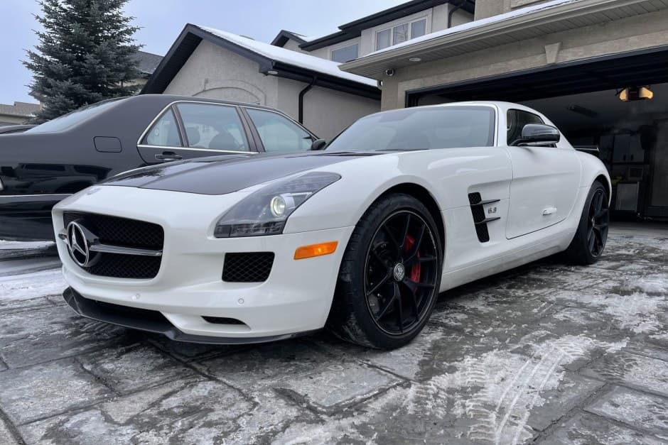 2015 Mercedes-Benz SLS AMG sold for $263,700