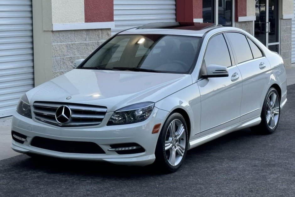 2011 Mercedes-Benz W204 C-Class sold for $10,500