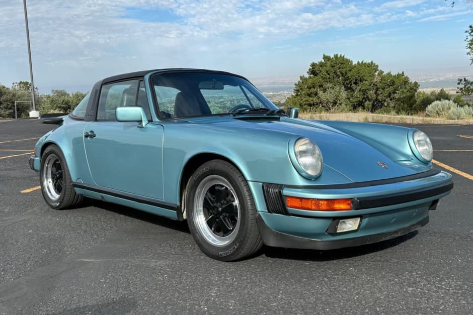 1988 Porsche 911 Carrera 3.2 sold for $70,000