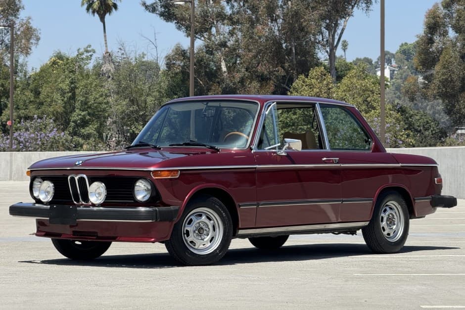 1976 BMW 2002 sold for $14,000