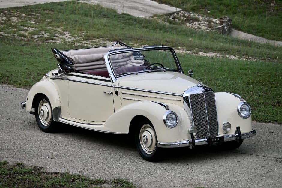 1954 Mercedes-Benz Ponton sold for $92,750