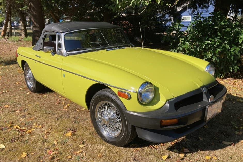 1975 MG MGB sold for $6,500