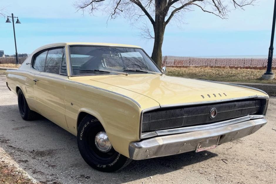 1966 Dodge Charger sold for $13,500