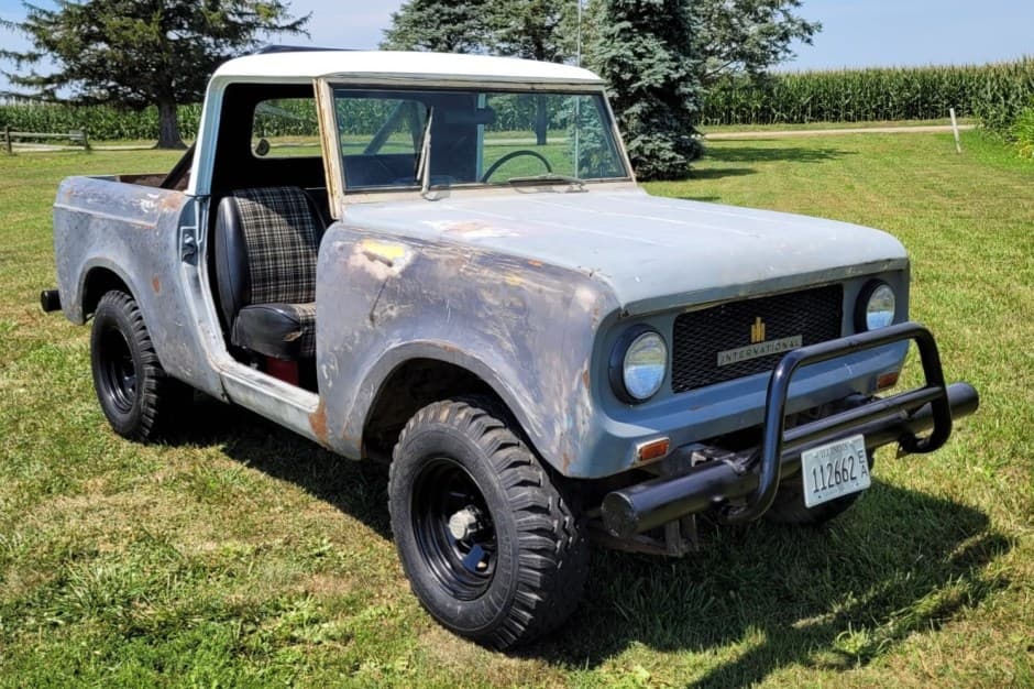 1966 International Harvester Scout sold for $4,700