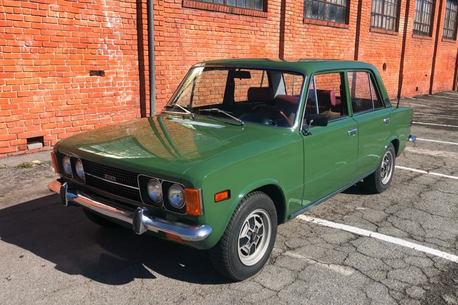 1973 Fiat 124 Sedan sold for $11,111