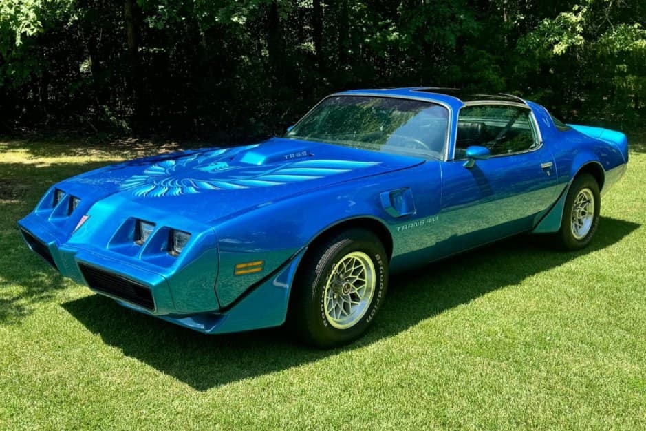 1979 Pontiac Firebird (1970-1981) sold for $29,750