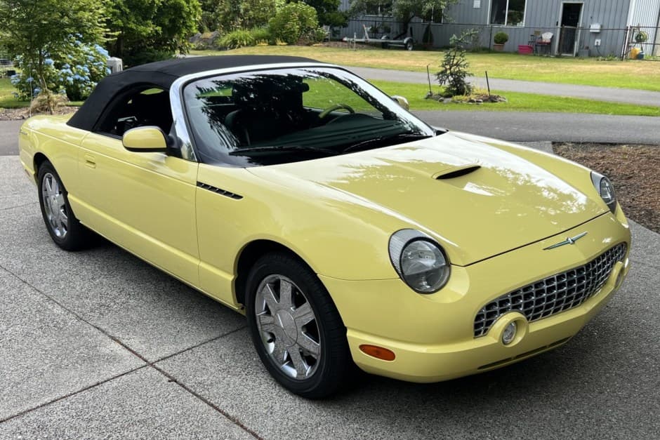 2002 Ford Thunderbird (2002-2005) sold for $20,000