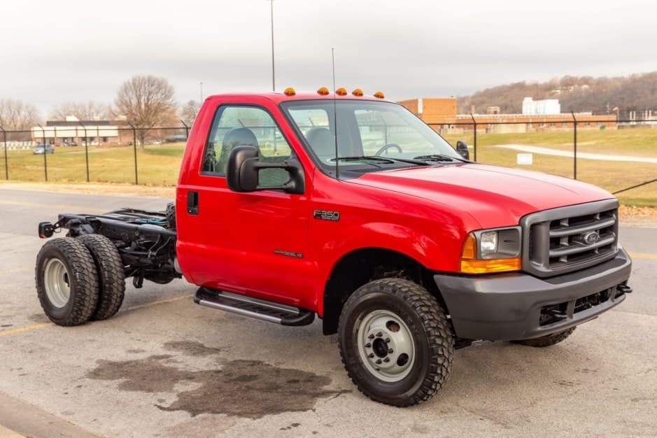 2000 Ford Super Duty 1999-2007 sold for $55,500
