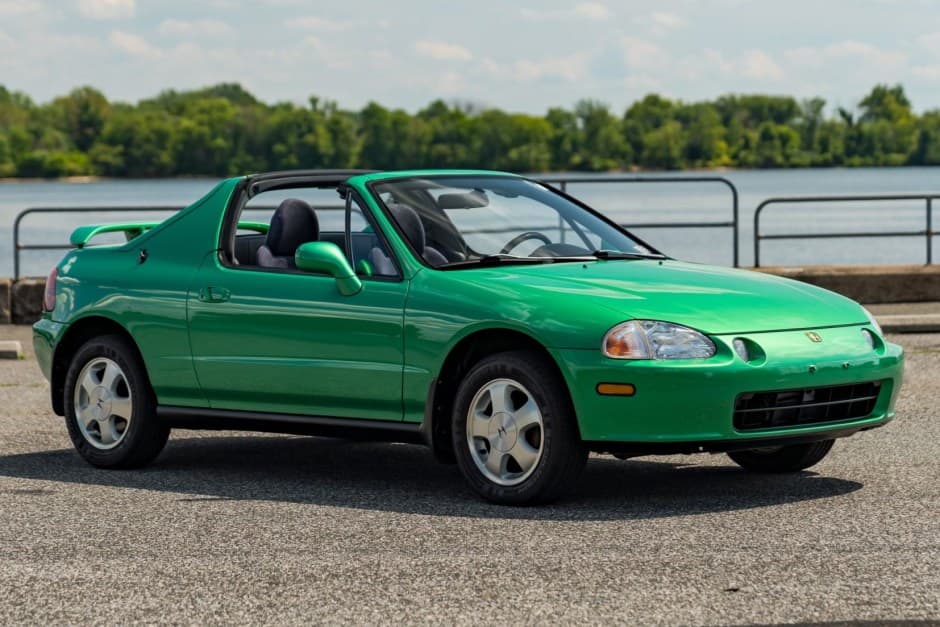 1993 Honda Civic Del Sol sold for $13,500
