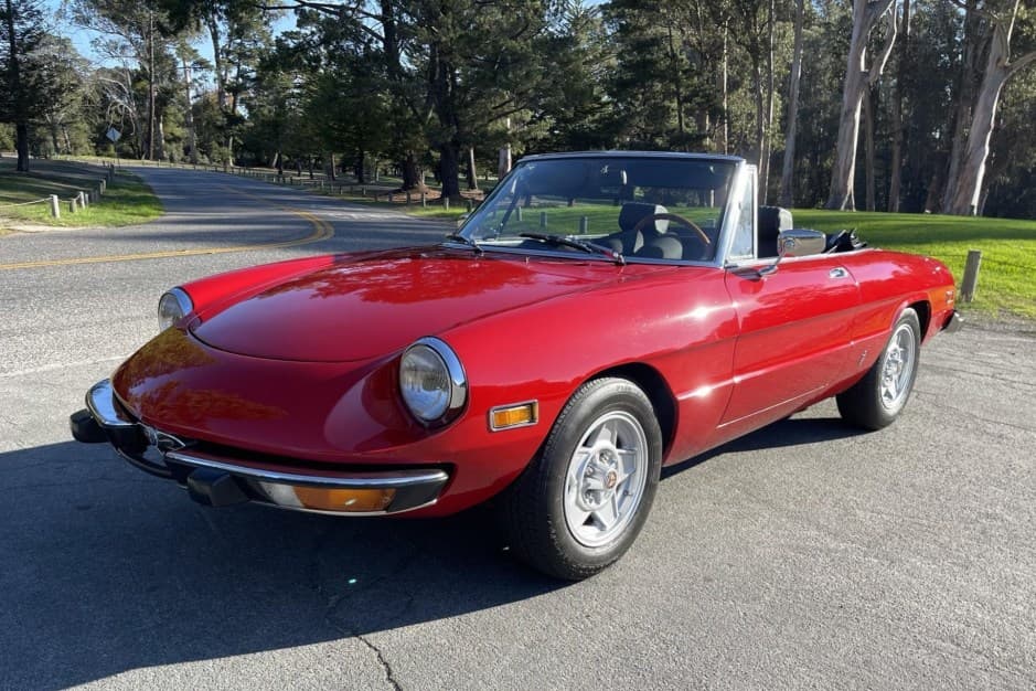 1974 Alfa Romeo 105/115 Spider Series 2 sold for $26,500