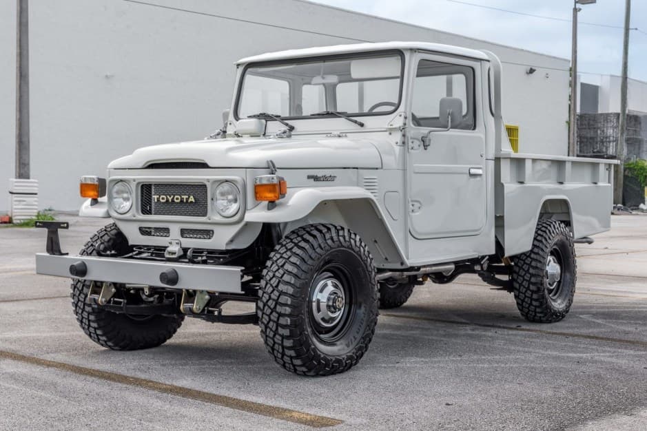 1985 Toyota Land Cruiser FJ45 sold for $50,000