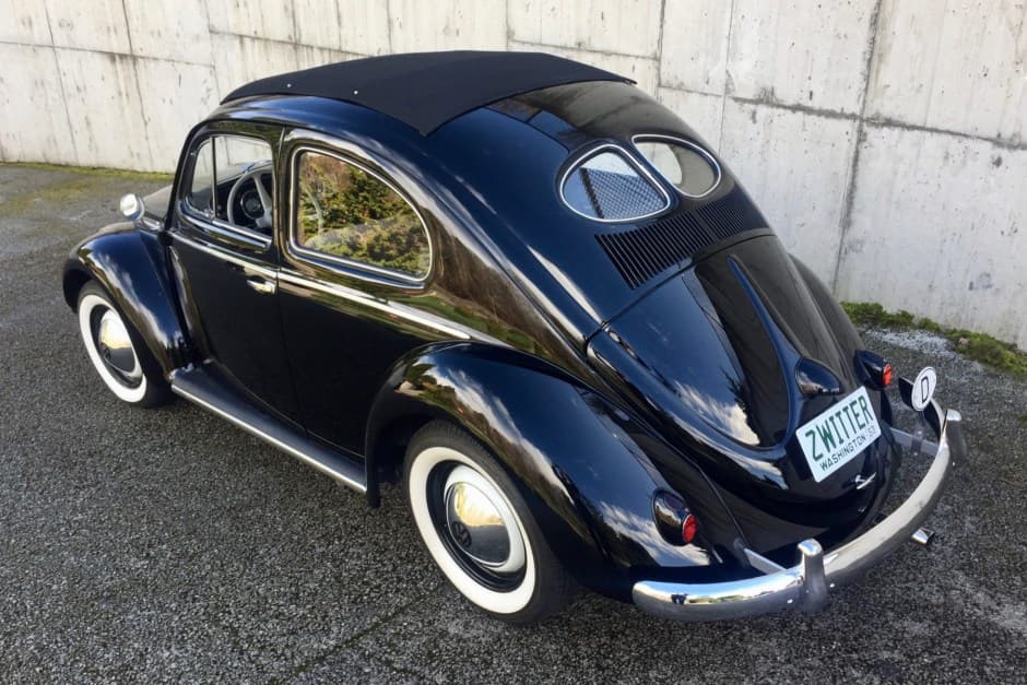 1953 Volkswagen Beetle (Split Window) sold for $71,000