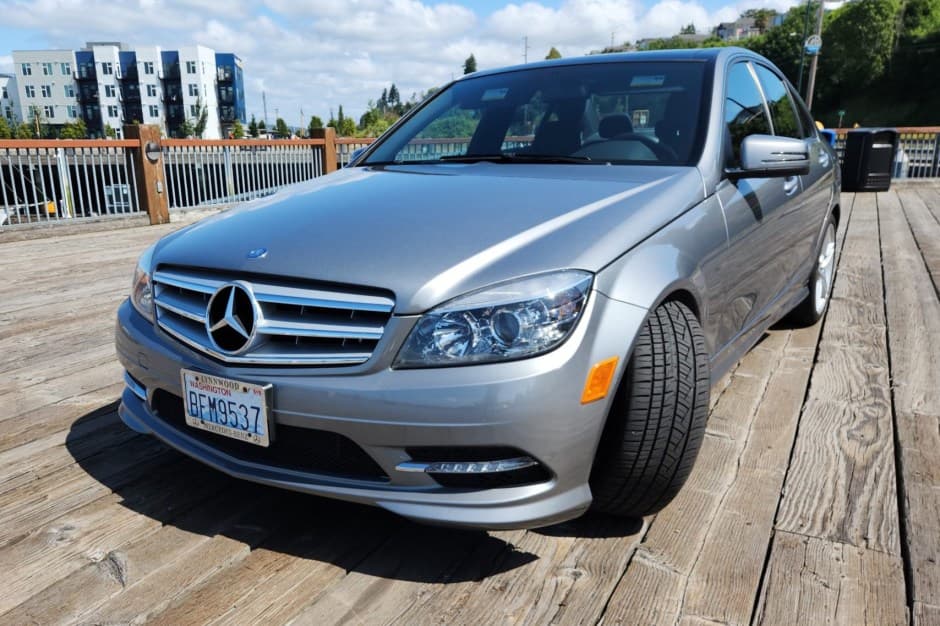 2011 Mercedes-Benz W204 C-Class sold for $9,700