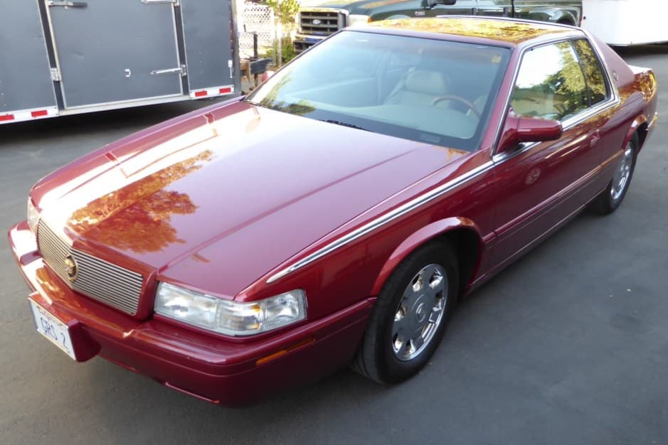 2000 Cadillac Eldorado sold for $9,500