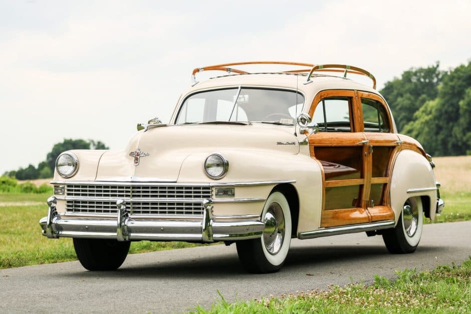 1947 Chrysler Town & Country sold for $40,197