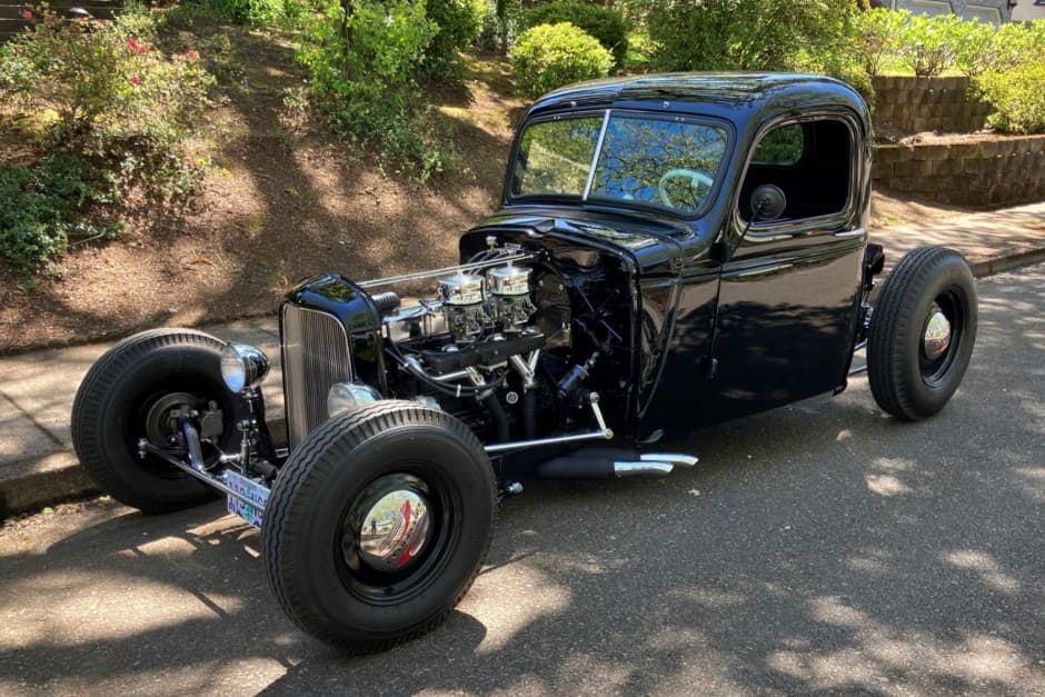 1946 Chevrolet Stylemaster, Fleetmaster, & Fleetline (1946-1948) sold for $10,750