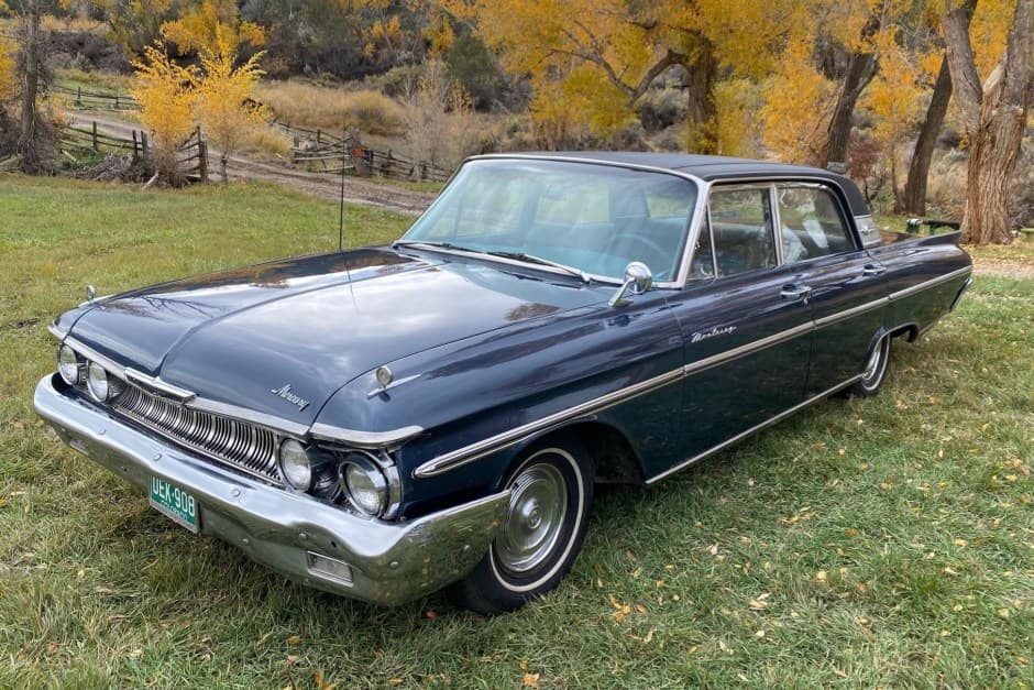1961 Mercury Monterey sold for $4,300