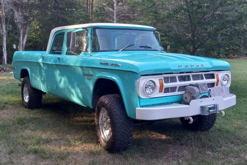1968 Dodge Power Wagon sold for $43,000