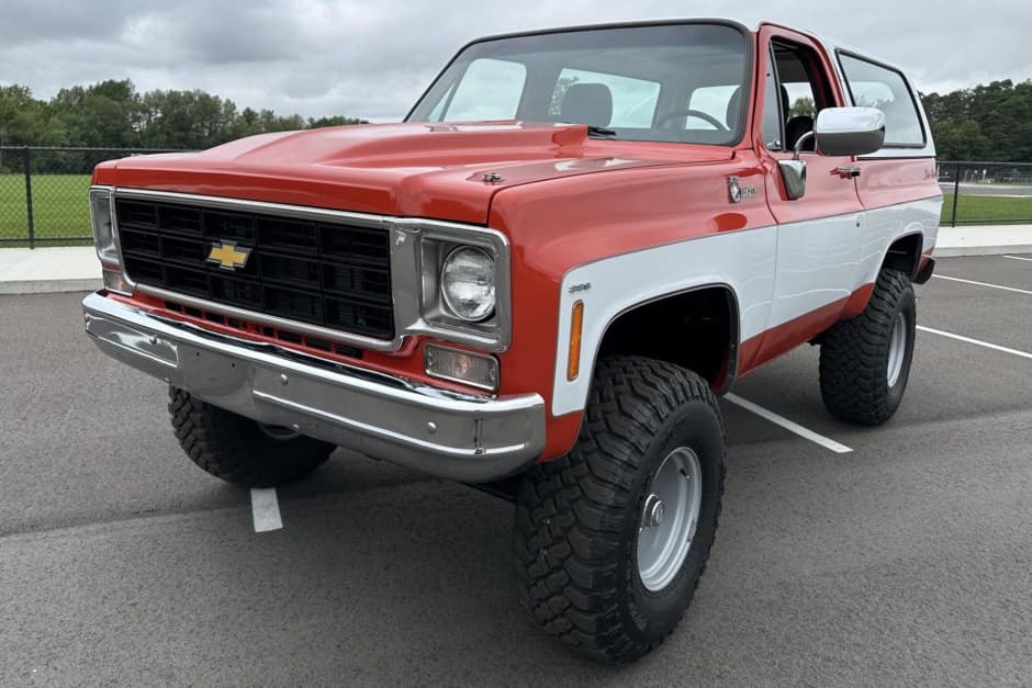 1976 GMC Jimmy (1973-1991) sold for $25,232