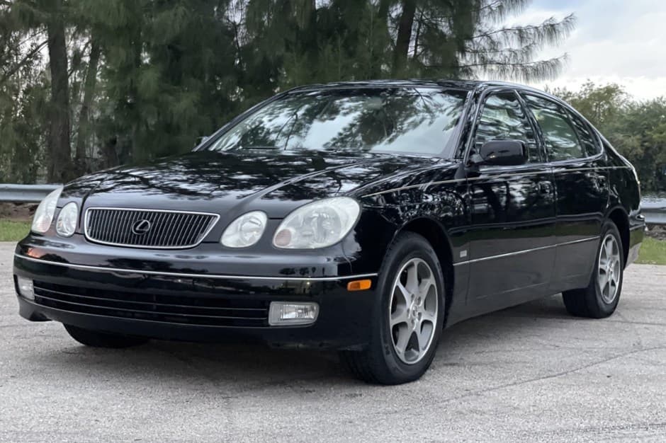 2000 Lexus GS sold for $15,000