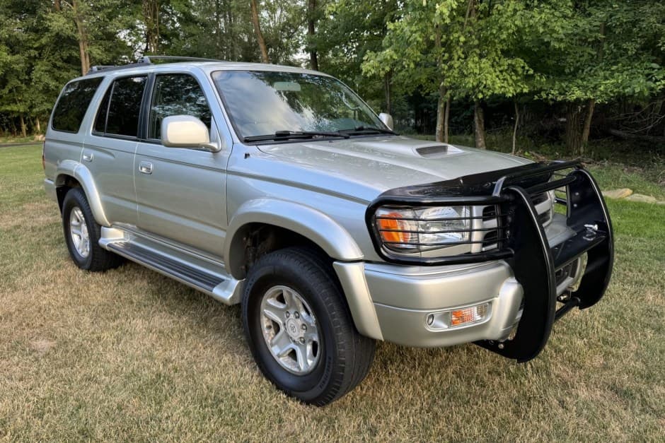 2000 Toyota 4Runner (N180) sold for $6,700