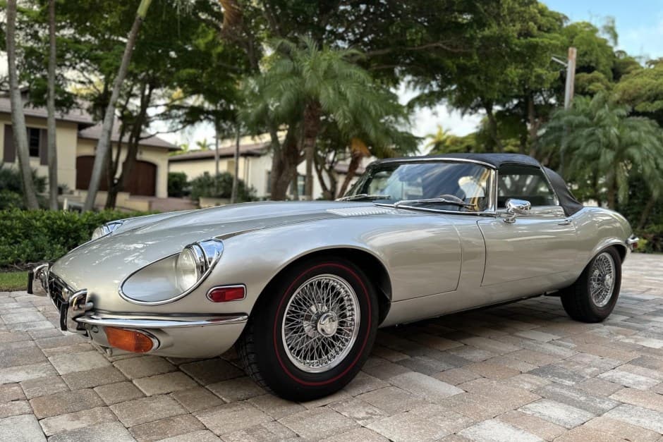 1974 Jaguar XKE Series III sold for $88,500